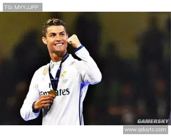 足球明星摆件C罗的魅力与收藏价值探讨